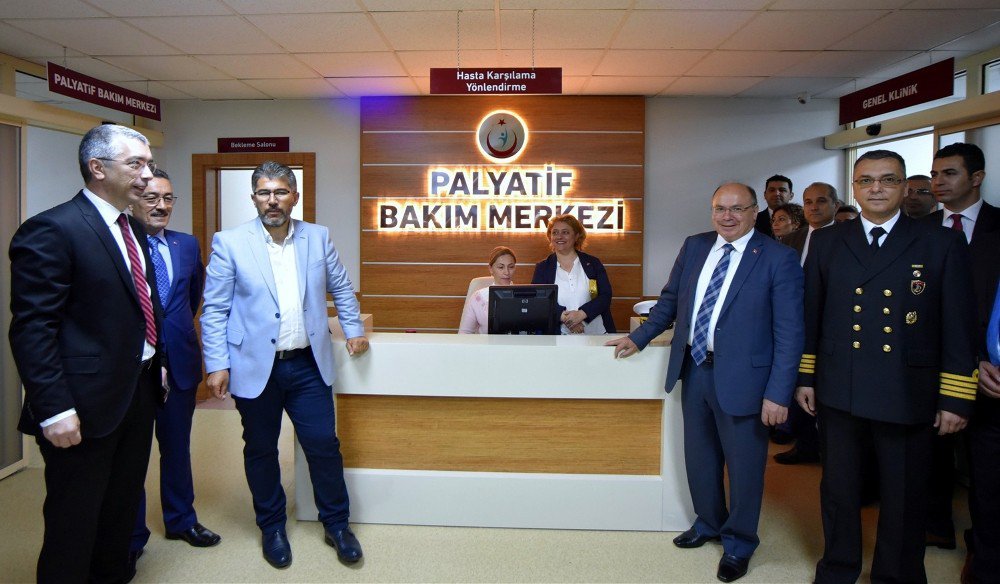 Vali Çiçek, Marmaris’te Palyatif Bakım Merkezini Ziyaret Etti