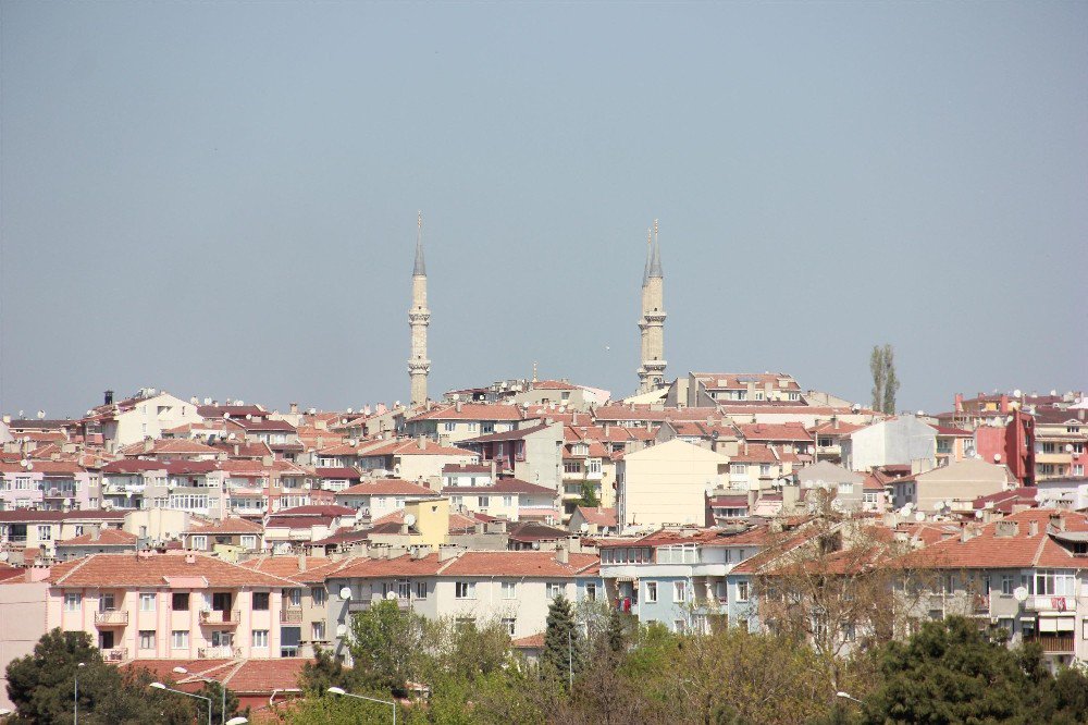 Unesco Listesindeki Selimiye Camii, Çarpık Kentleşme Kurbanı Oluyor