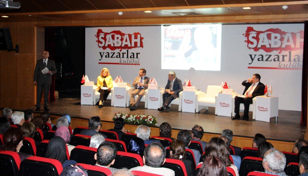 Sabah Gazetesi Yazarları Aydınlılara Neden ‘Evet’ Denilmesi Gerektiğini Anlattı