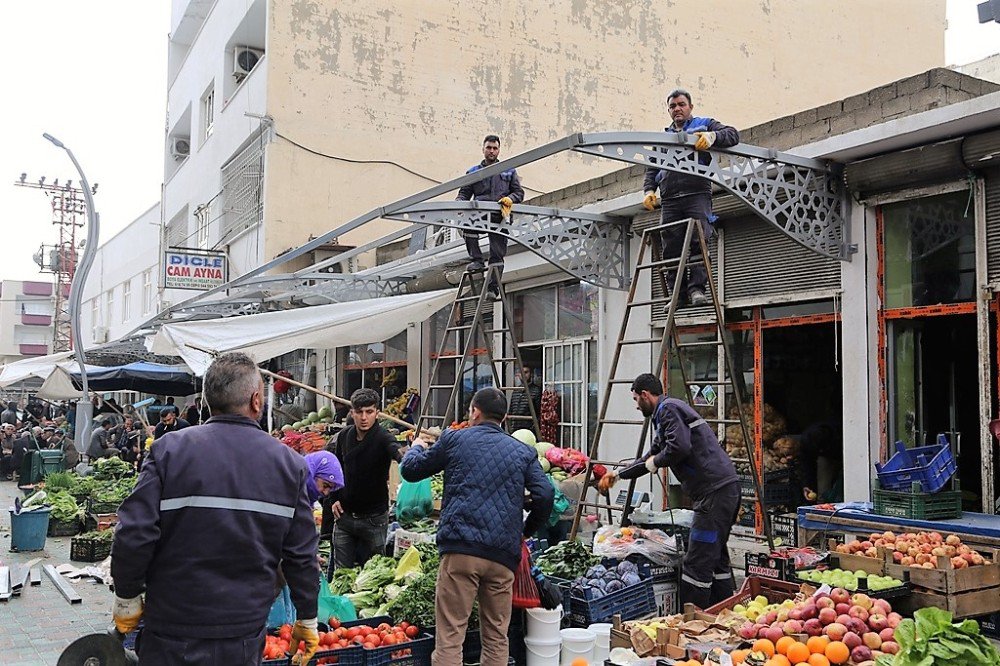 Cizre Belediyesinin Çevre Düzenlemesi Çalışması Devam Ediyor