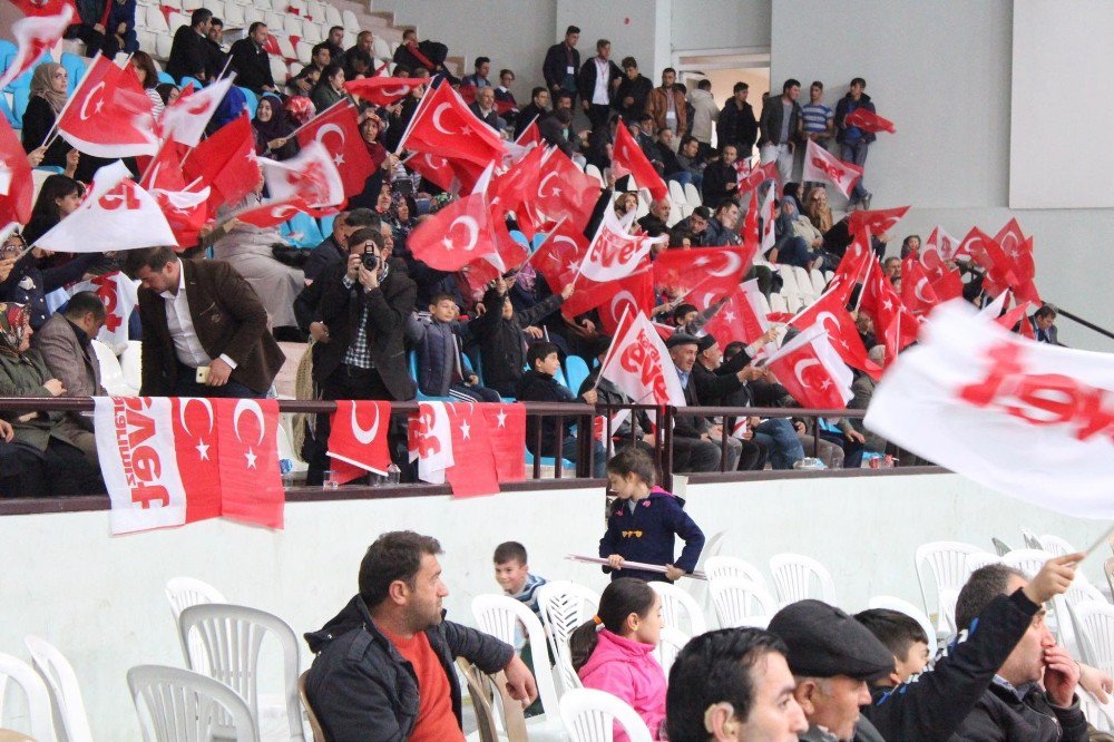 Tokat’ta Esat Kabaklı Konseri