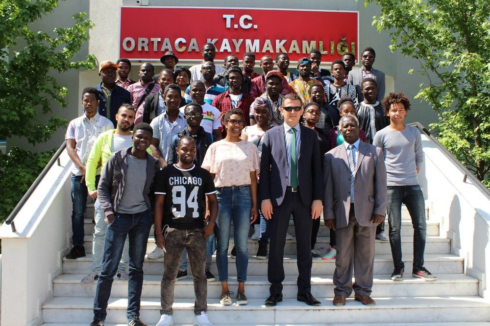 Afrikalı Öğrencilerden Ortaca Ziyareti