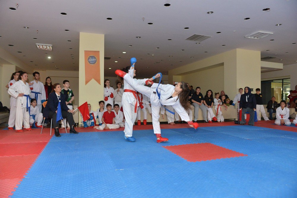 Başkentli Çocuklardan Karate Şov