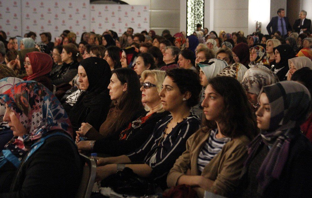 Antalya Valiliğinden Eğitimi Yarım Kalan Kadın Ve Çocuklar İçin Örnek Proje