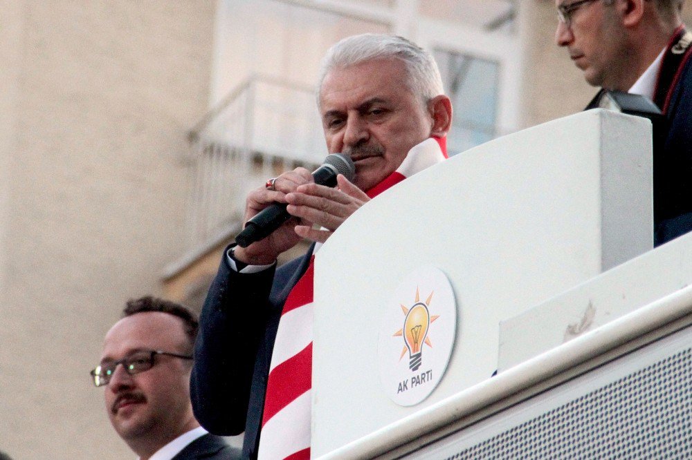 Başbakan Yıldırım: “Kılıçdaroğlu Diyet Borcun Mu Var, Tehdit Mi Aldın”