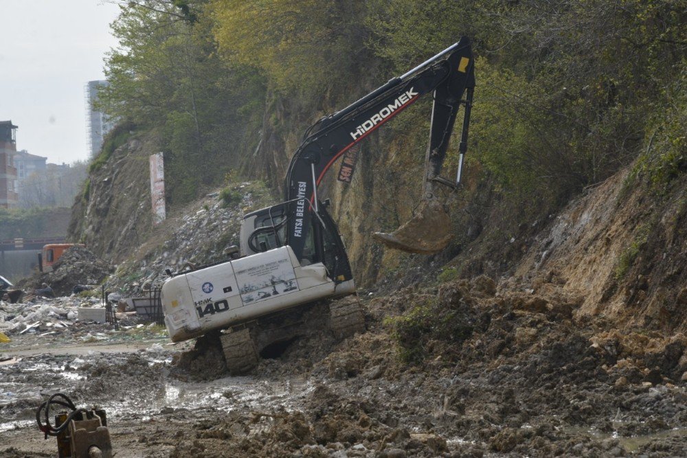 Sanayi Esnaflarını Rahatlatacak Yol Açılıyor