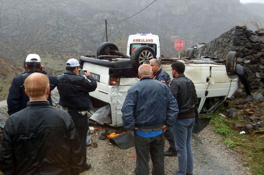 Gümüşhane’de Trafik Kazası: 4 Yaralı