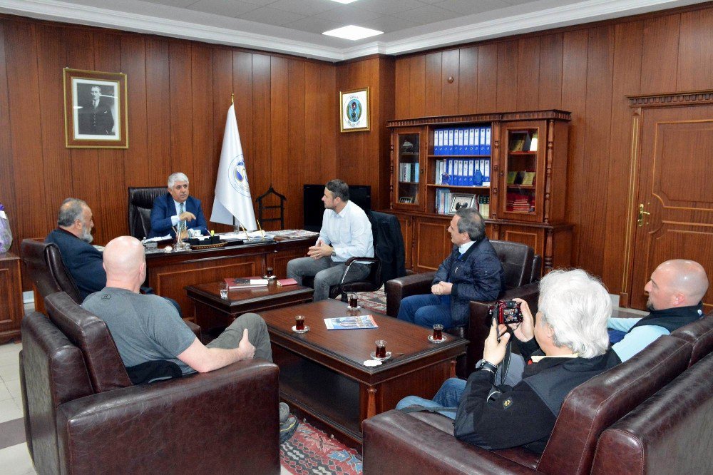 Kanadalı Madencilerden Başkan Şimşek’e Ziyaret