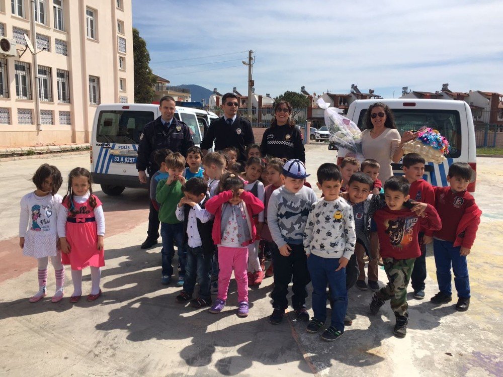 Bozyazılı Miniklerden Polislere Ziyaret