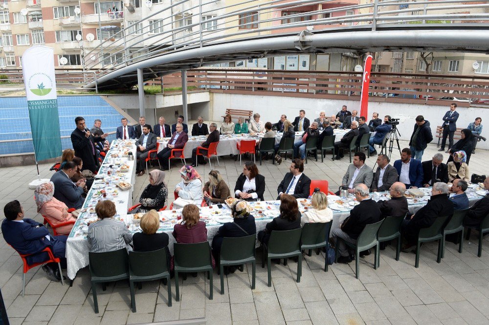 Dündar: “15 Temmuz Dirilişti, 16 Nisan Yükseliş Olacak”