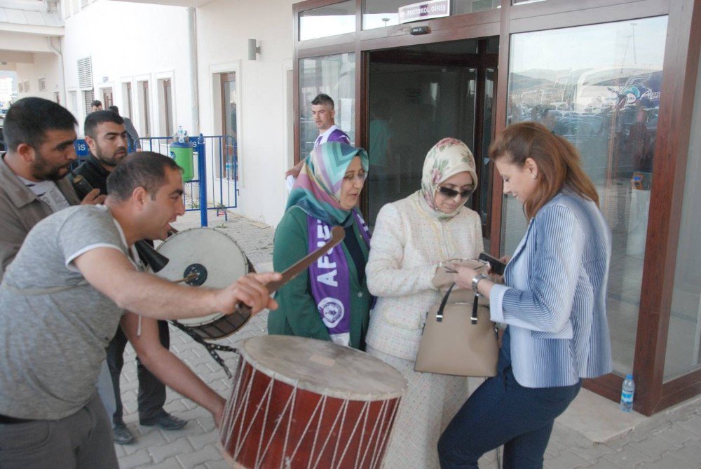 Erken Gelen Şampiyonluğu Çifte Telli İle Kutladılar