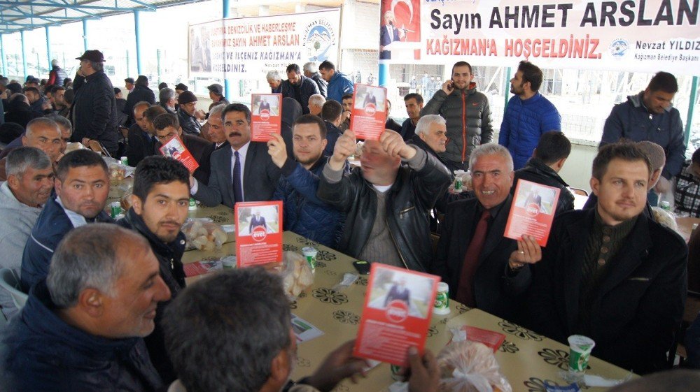 Bakan Arslan, Kağızman ’Da Binlerce Kişi İle Yemekte Buluştu