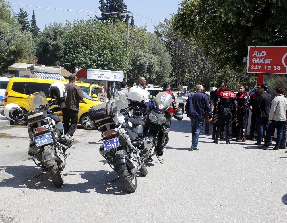 Antalya’da Hatalı Araba Park Etme Kavgası: 1 Yaralı