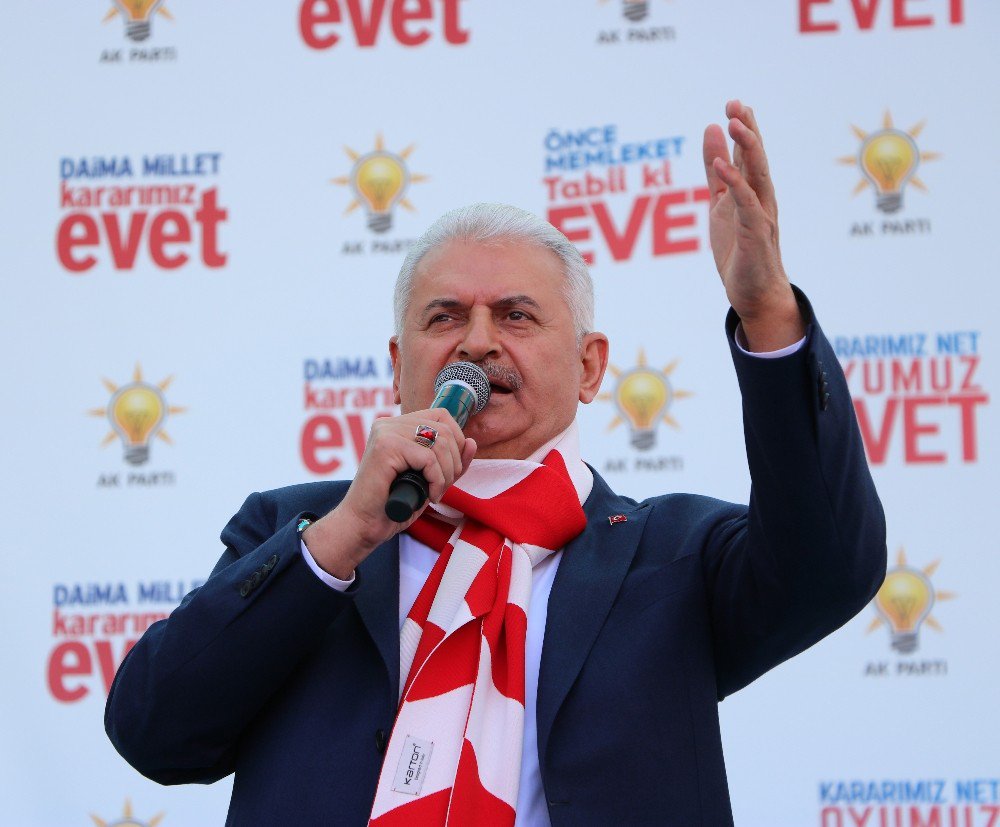 Başbakan Yıldırım: “Ne Yaparsanız Yapın Bu Aziz Millet Bu Bayrağı İndirmez, Bu Ezanı Dindirmez”