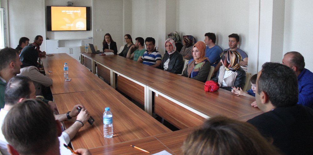 Düzceli Çiftçilere Süt Hijyeni Eğitimi Verildi