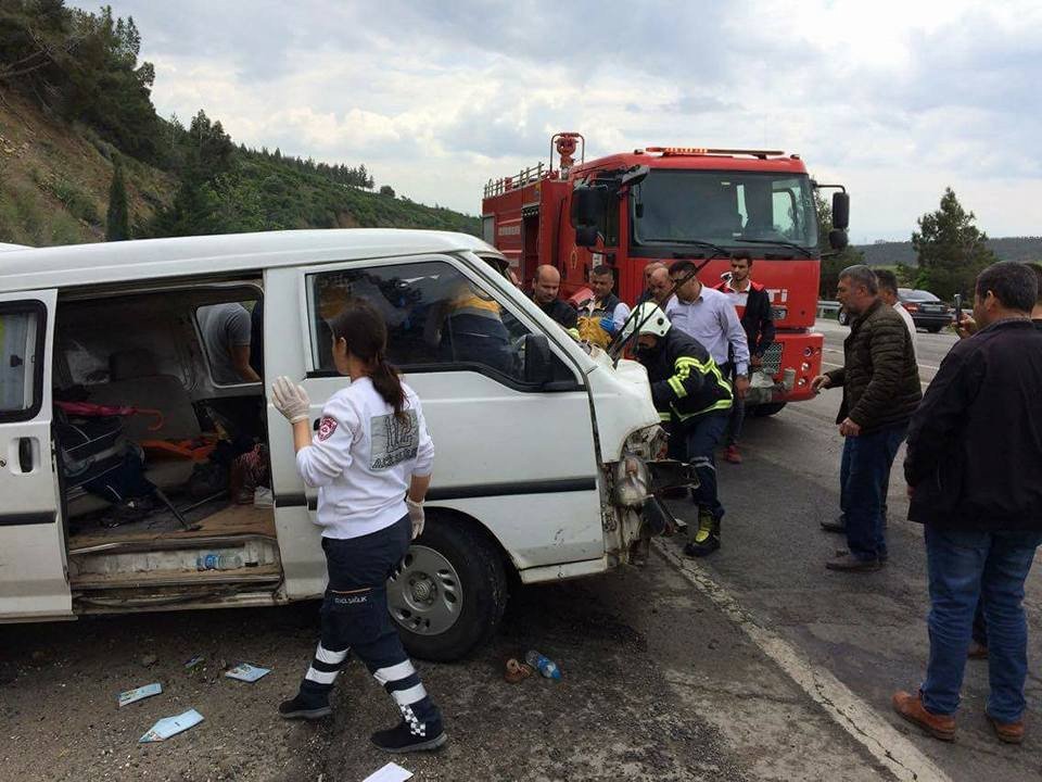 Seyir Halindeyken Kalbi Duran Sürücüyü 112 Ekipleri Kurtardı