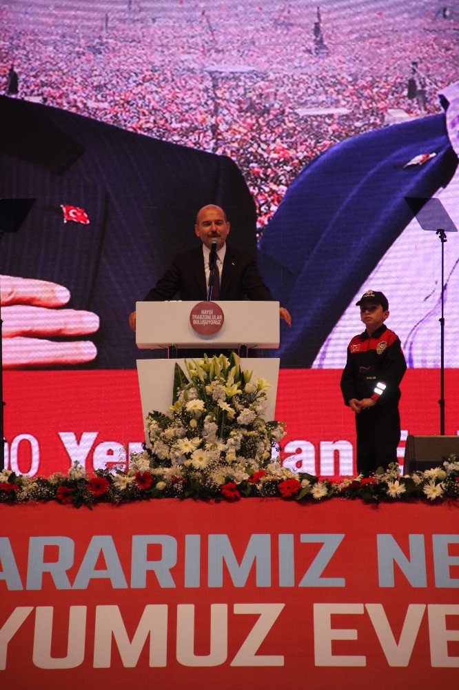 Bakan Soylu Ve Bakan Albayrak Trabzonlular Gecesine Katıldı