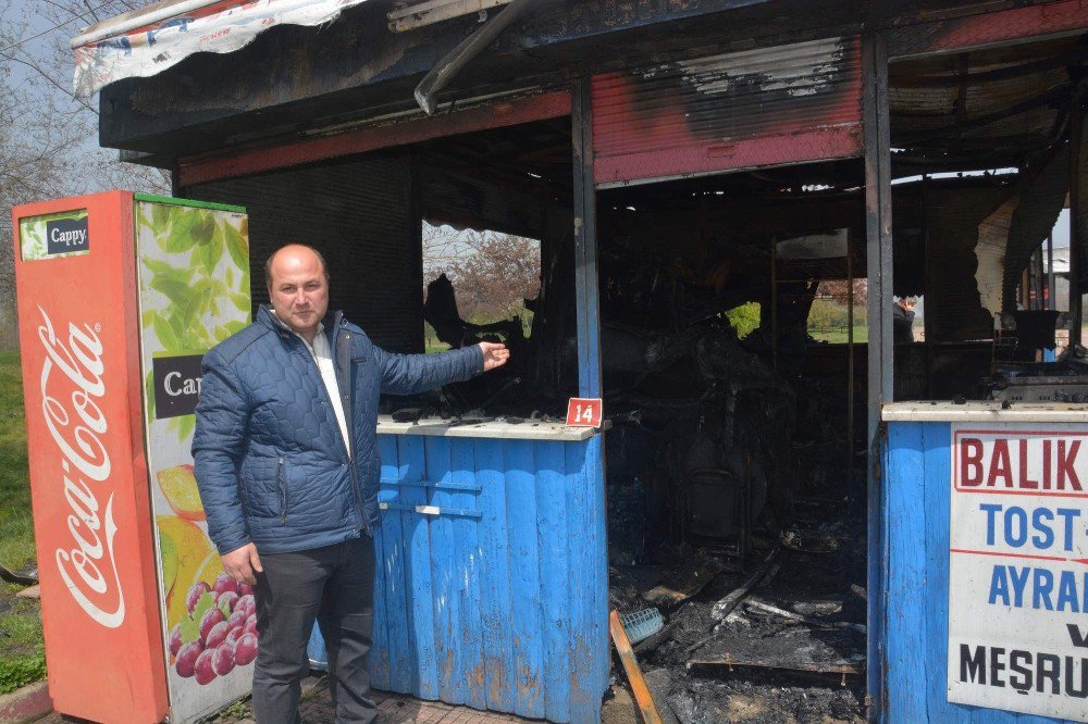 15 Yıllık Emekleri Bir Gecede Kül Oldu