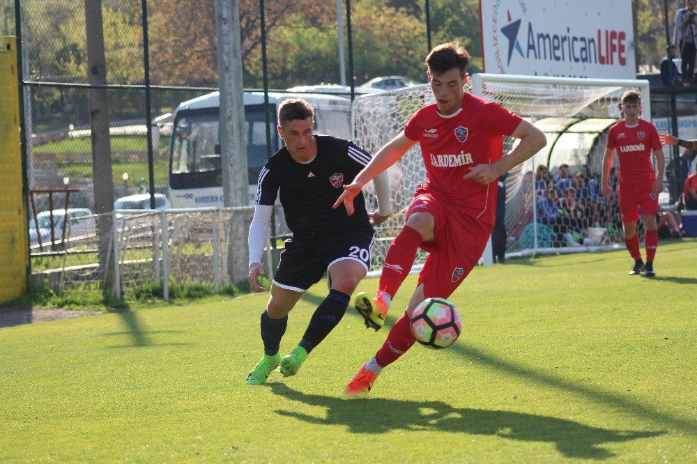 Karabükspor’dan 7 Gollü Hazırlık Maçı