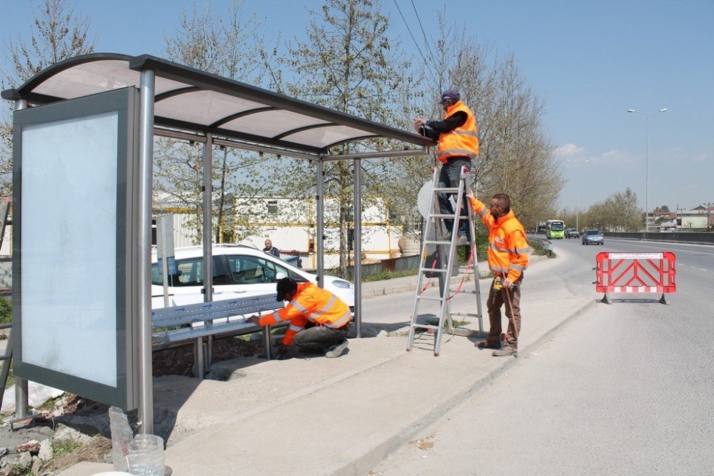 Bin 250 Adet Yeni Yolcu Durağının Montajı Sürüyor