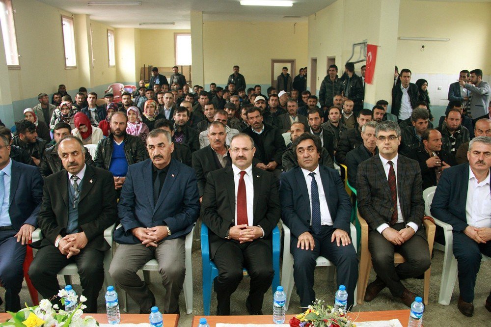 Olur Ve Oltu İlçelerinde Kursiyerler Sertifikalarını Aldı