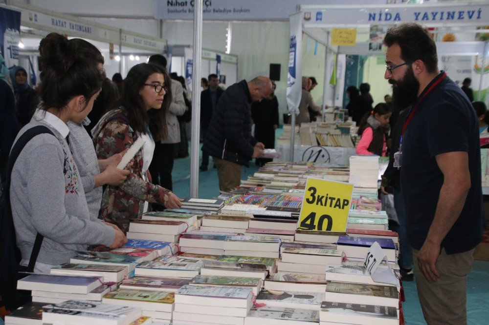 Şanlıurfa Kitap Fuarında Buluştu