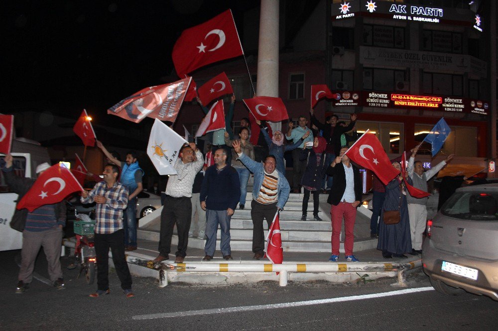 Aydın Ülke Genelindeki Başarıyı Kutladı