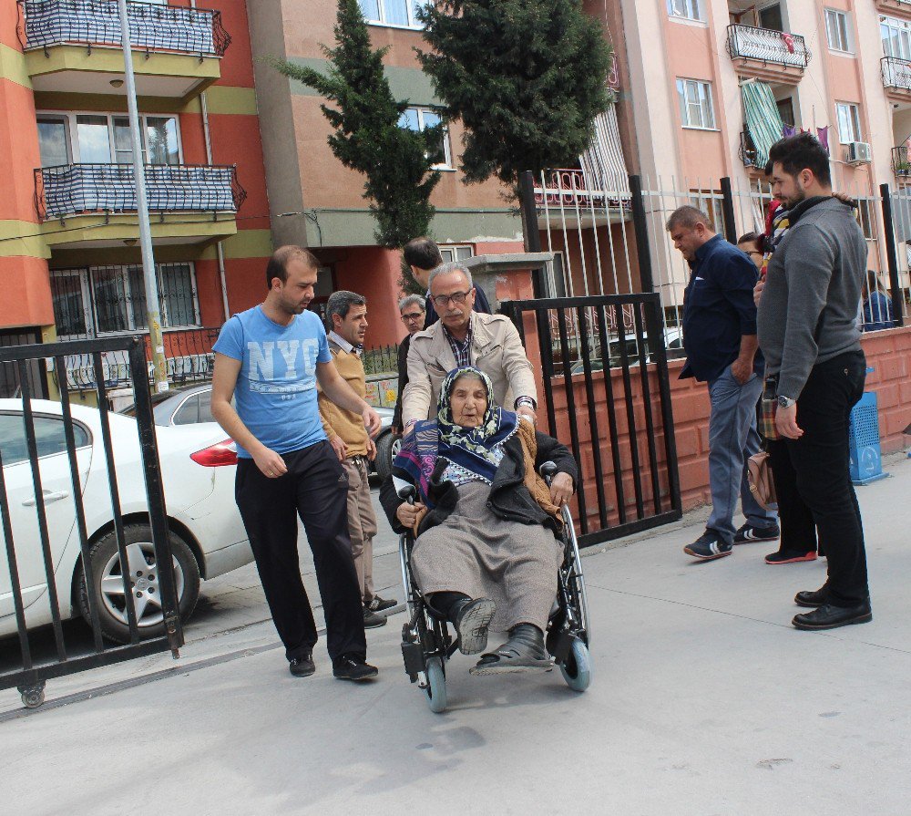 91’nci Yaş Gününde Oy Kullandı