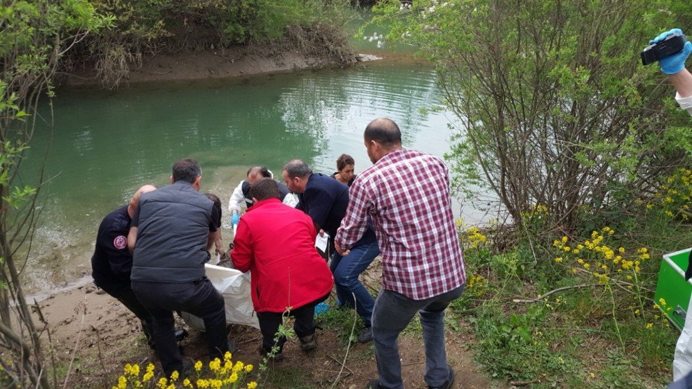 Melen Çayı’nda Ceset Bulundu