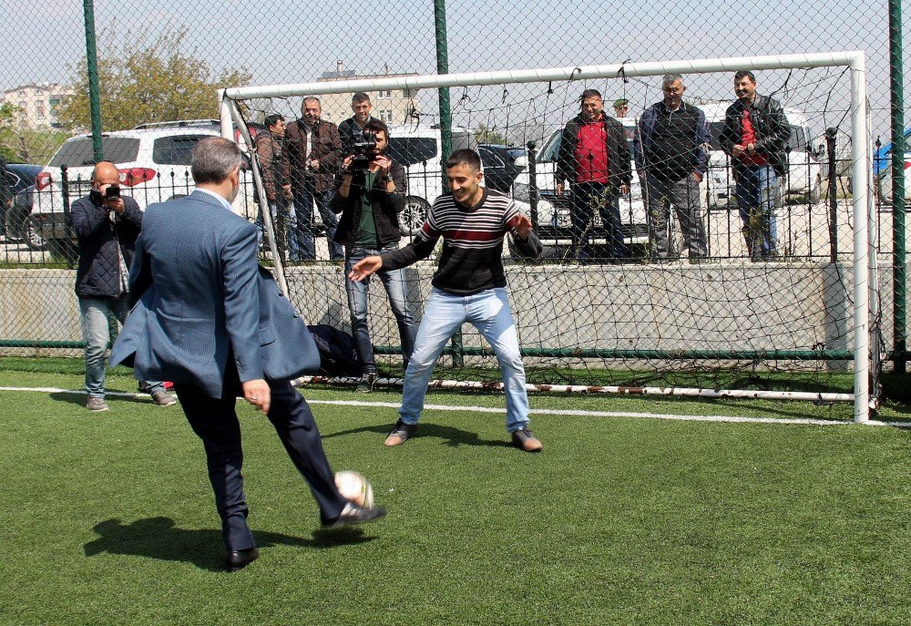 Bakan Kılıç, Oyunu Kullandı, Golünü Attı