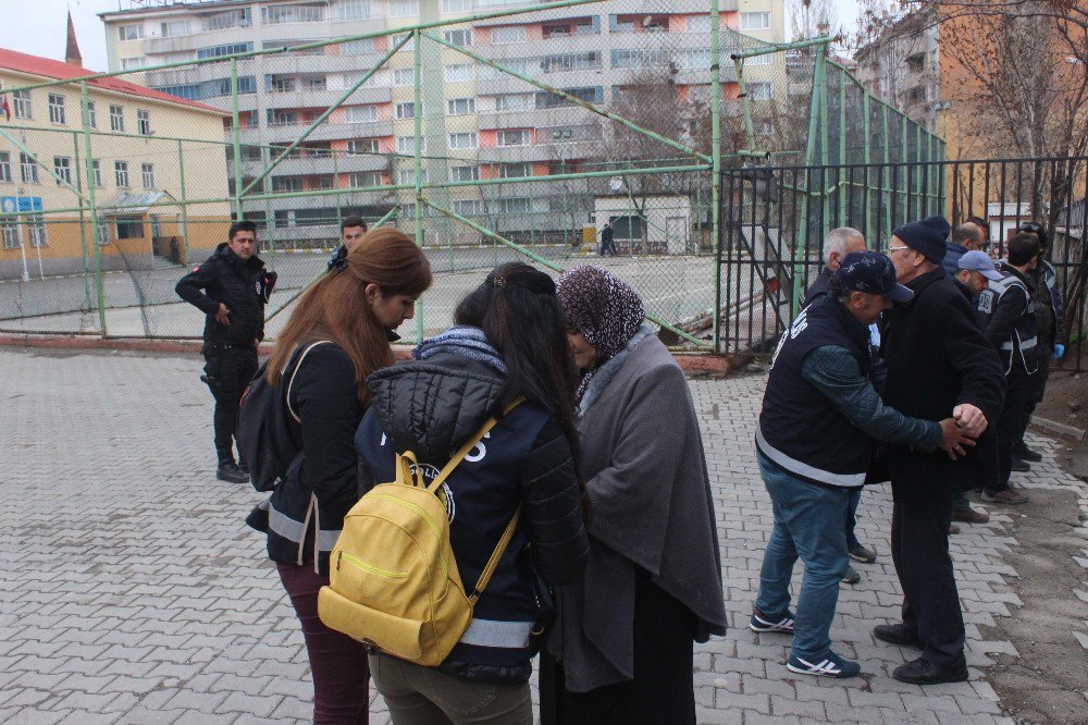 Muş’ta Oy Verme İşlemi Başladı