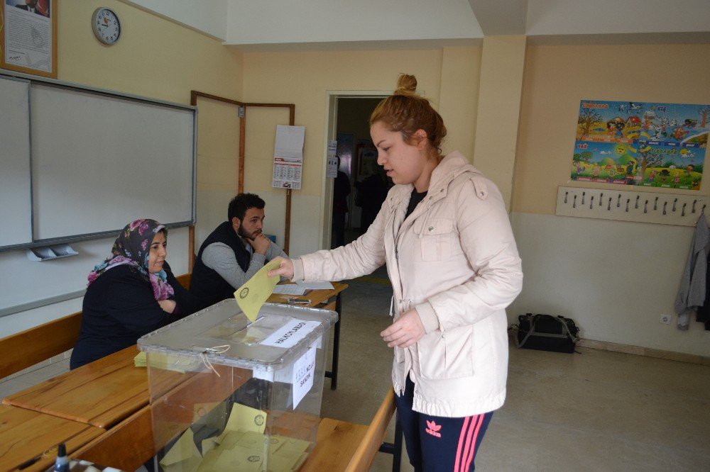 Ordu’da Bin 883 Sandıkta Oy Kullanılıyor