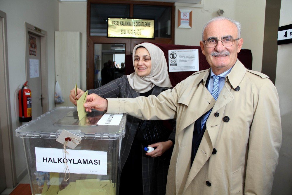 Başkan Yılmaz Oyunu Kullandı