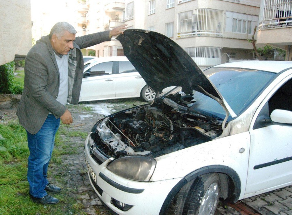 Şanlıurfa’da 5 Araç Kundaklandı