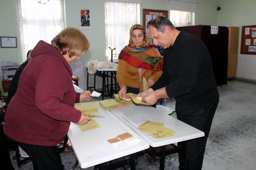 Tekirdağ’da Oy Sayımı Başladı