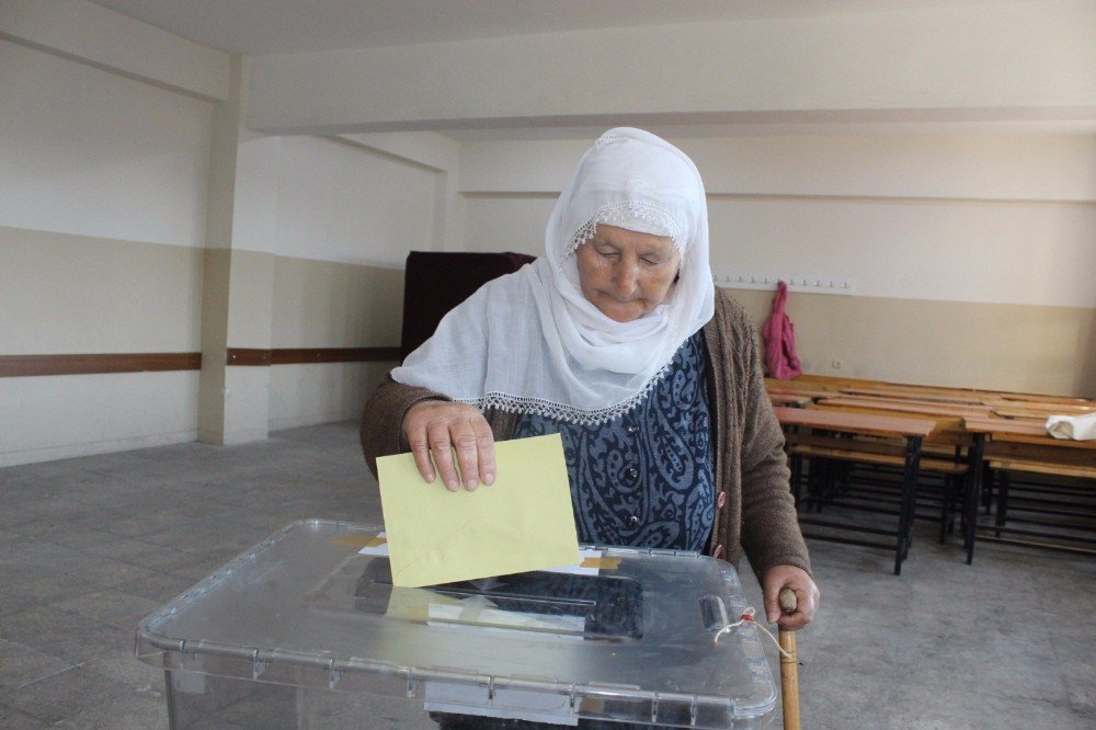 Adıyaman’ın Tüm İlçelerinde ‘Evet’ Oyu Yüksek Çıktı