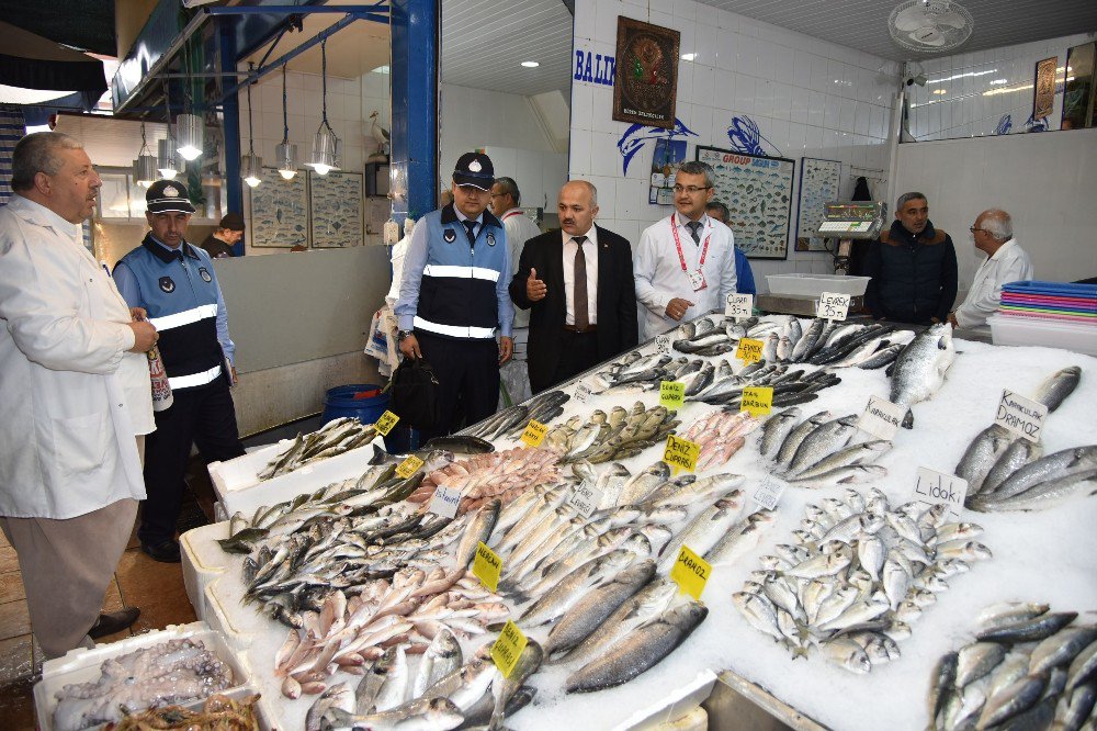 Alanya Zabıtasından Kasap Ve Balıkçılara Denetim