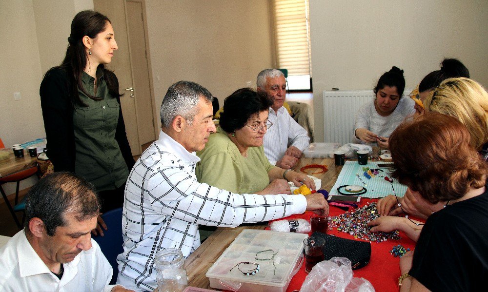 Çankayalı Erkekler Takı Yapıyor