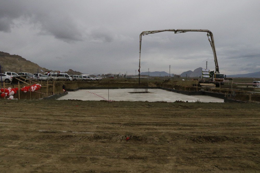 Doğubayazıt İlçesinde "Tarım Kampüsü" Temel Atma Töreni Yapıldı