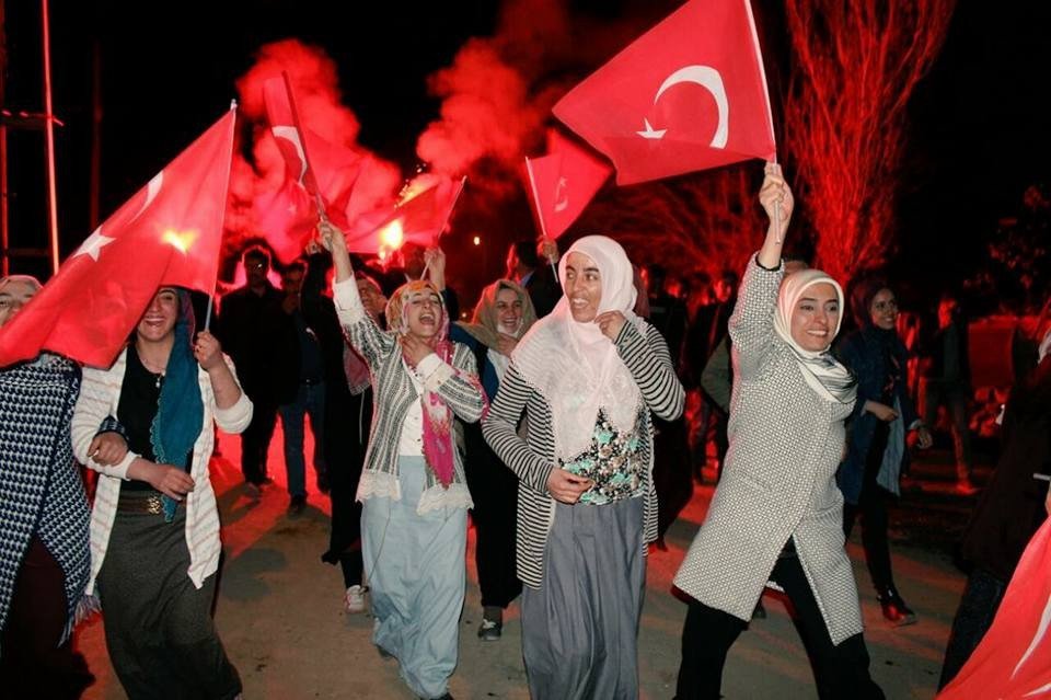 Taşkesenlioğlu,tekman’da Bayrak Açtı