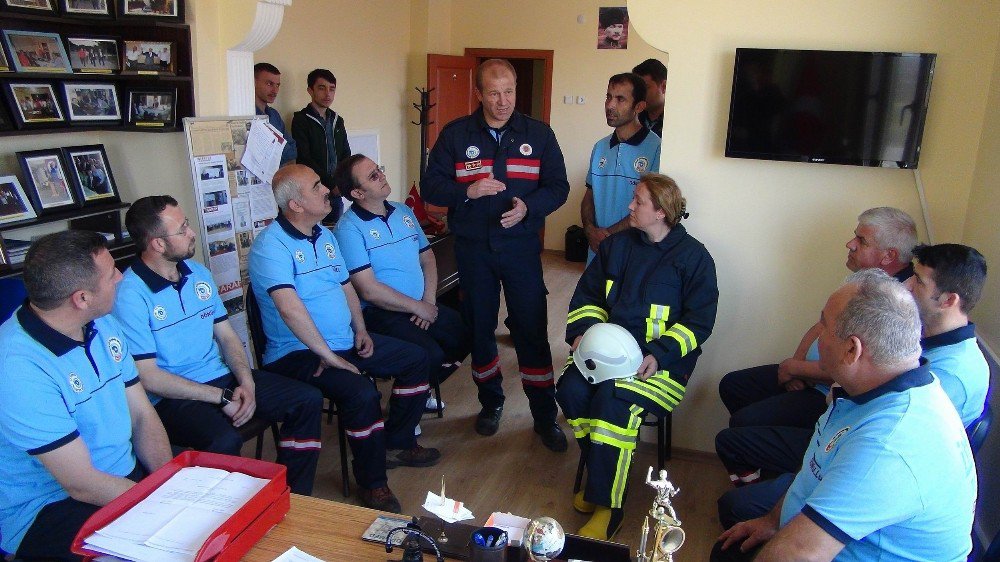 İtfaiyeyi Beklemek Yerine Gönüllü İtfaiyeci Oldular