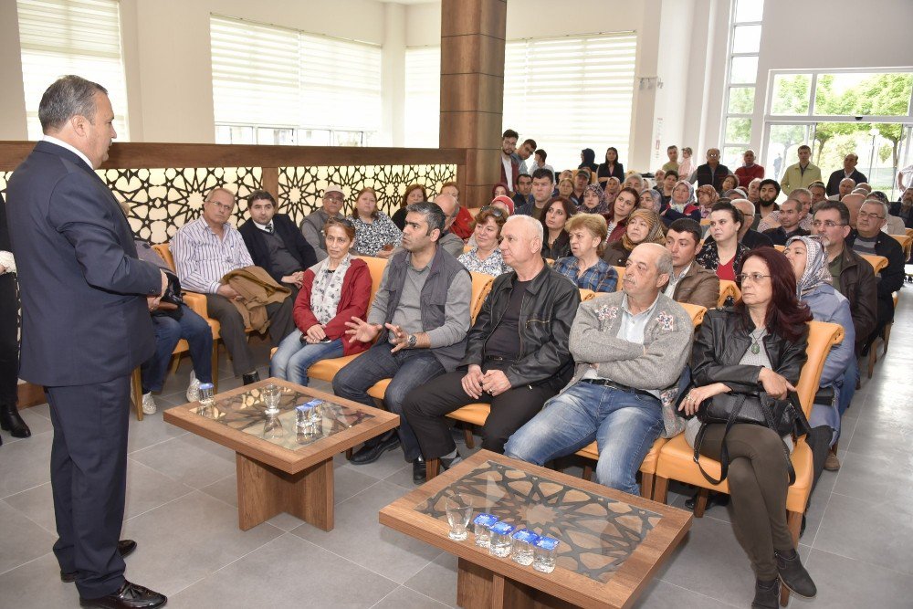 Başkan Çerçi Vatandaşlara Kentsel Dönüşümü Anlatıyor