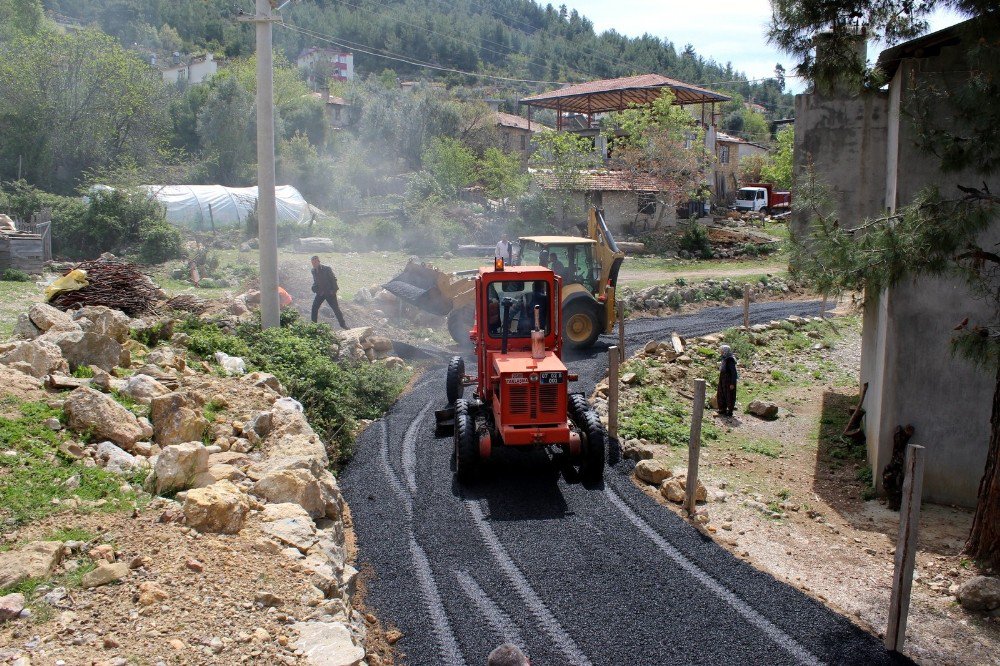 Manavgat Belediyesi’nden Kırsal Mahallelere Hizmet Atağı