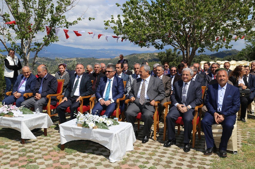 Turizm Haftası Delikli Taşa Ziyaret İle Başladı