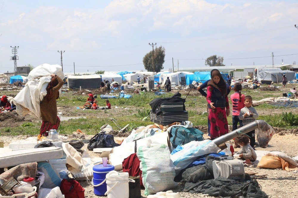 Mersin’de Gerginliğin Yaşandığı Mahalledeki Suriyeliler Tahliye Edildi