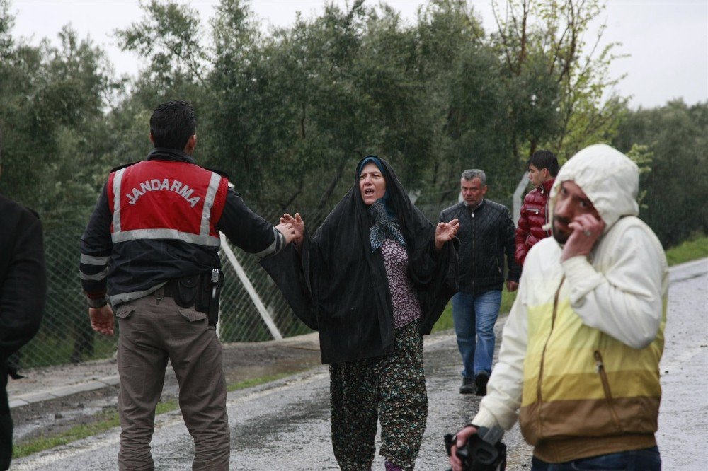 Tır İle Çarpışan Kamyonette Can Pazarı: 1 Ölü, 5 Yaralı