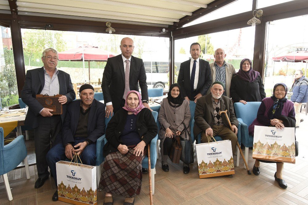 Tekkeköy Belediyesi Şehit Ailelerini Ağırladı