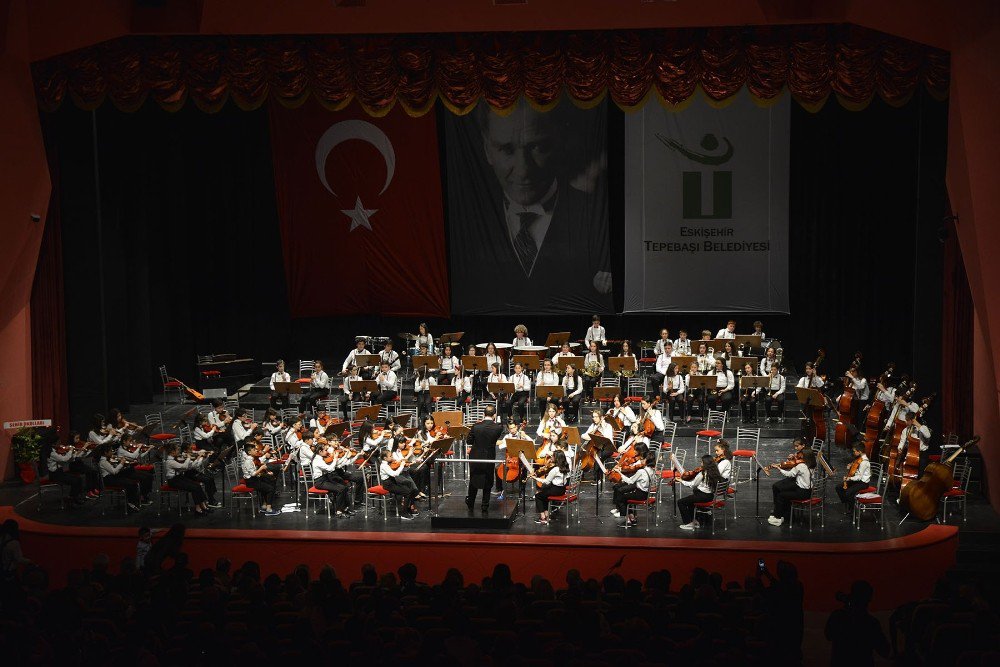 İki Elin Sesi Var Çocuk Senfoni Orkestrasından 23 Nisan İçin Özel Konser