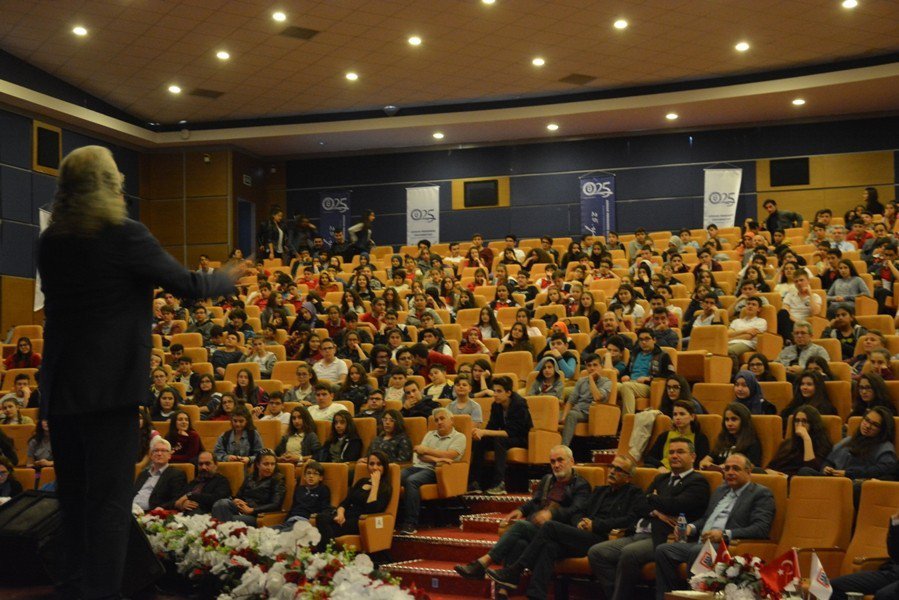 Ayto Akademiden Öğrencilere ‘Başarıya Giden Yol’ Semineri