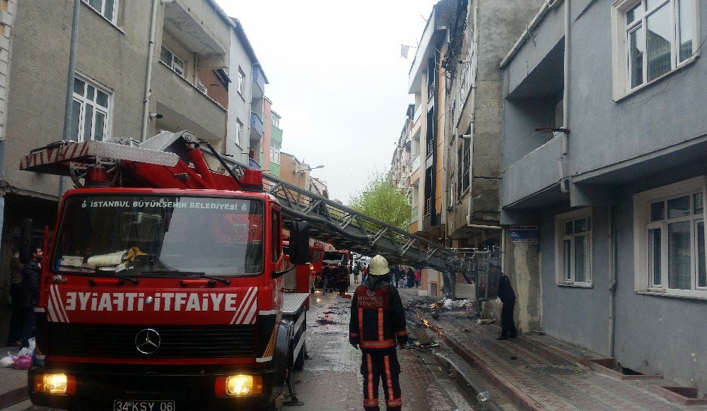 Beyoğlu’nda Çıkan Yangın, Paniğe Neden Oldu